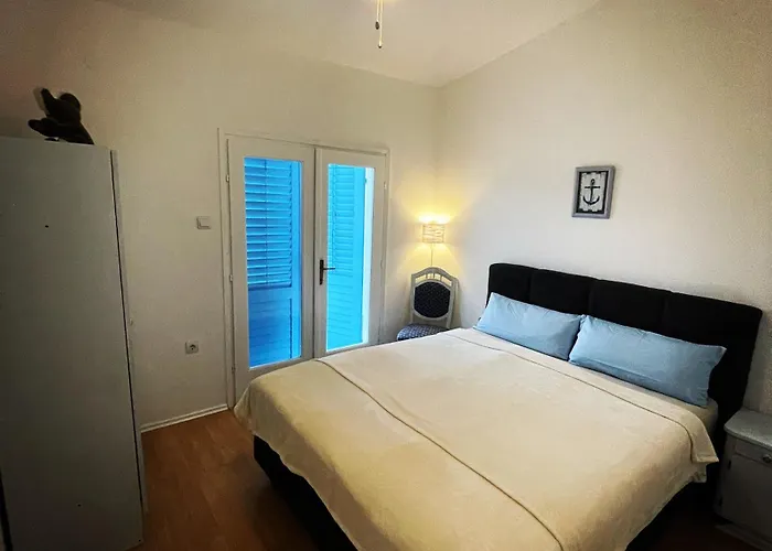 Bell Rock アパート Kruševo